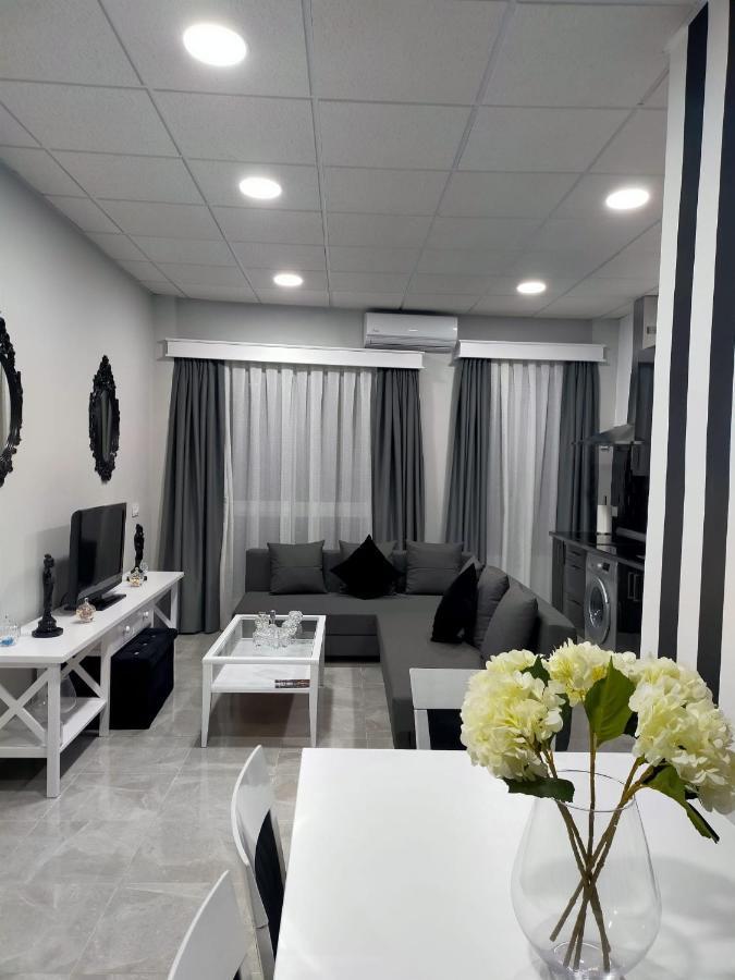 Maria Y Juan Apartamento Con Garaje Sanlucar de Barrameda Luaran gambar